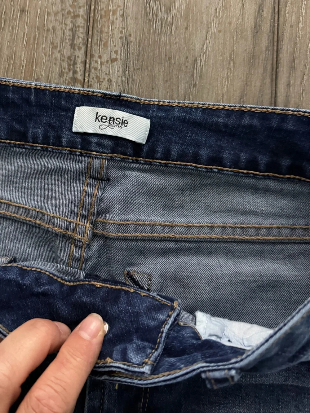 Kensie Dark Blue Cropped Jeans with Floral Embroidery - Picture 5 of 11